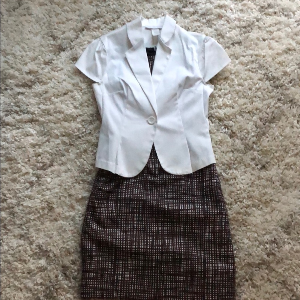 White short sleeve blazer jacket